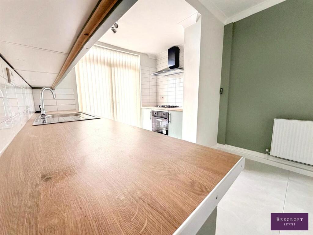 Barnsley Road, Darfield, Barnsley - View 5