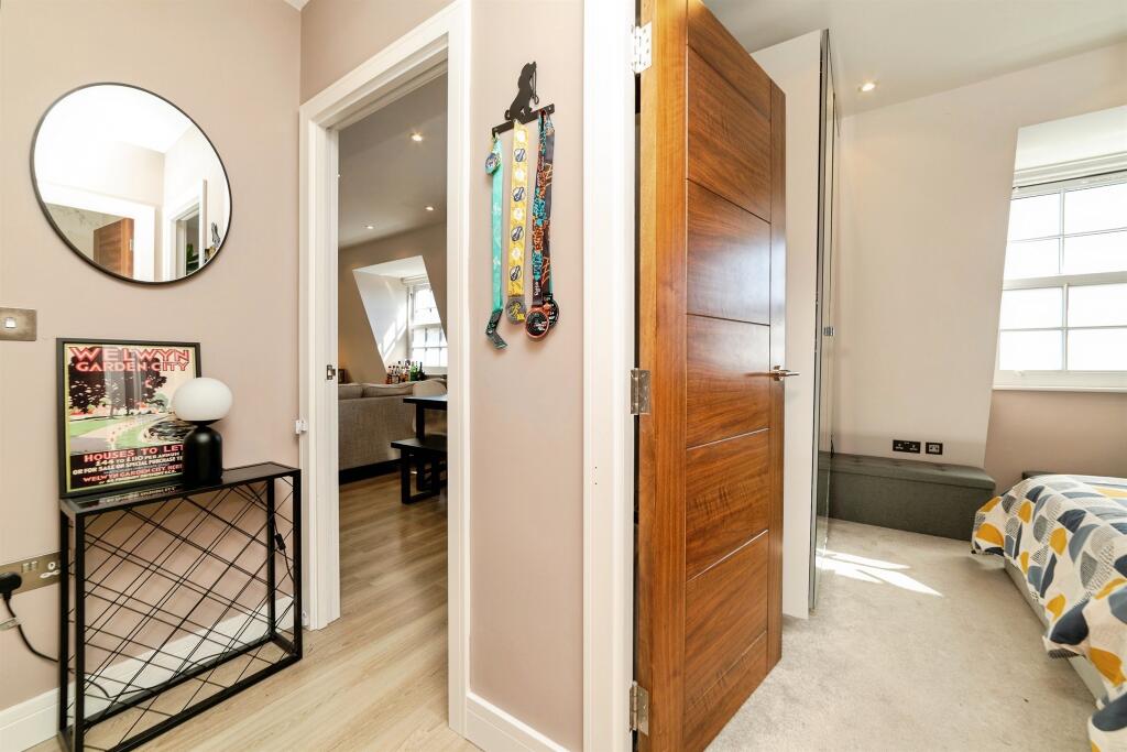 Additional image 9 of Stonehills, WELWYN GARDEN CITY