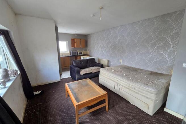 Flat 5