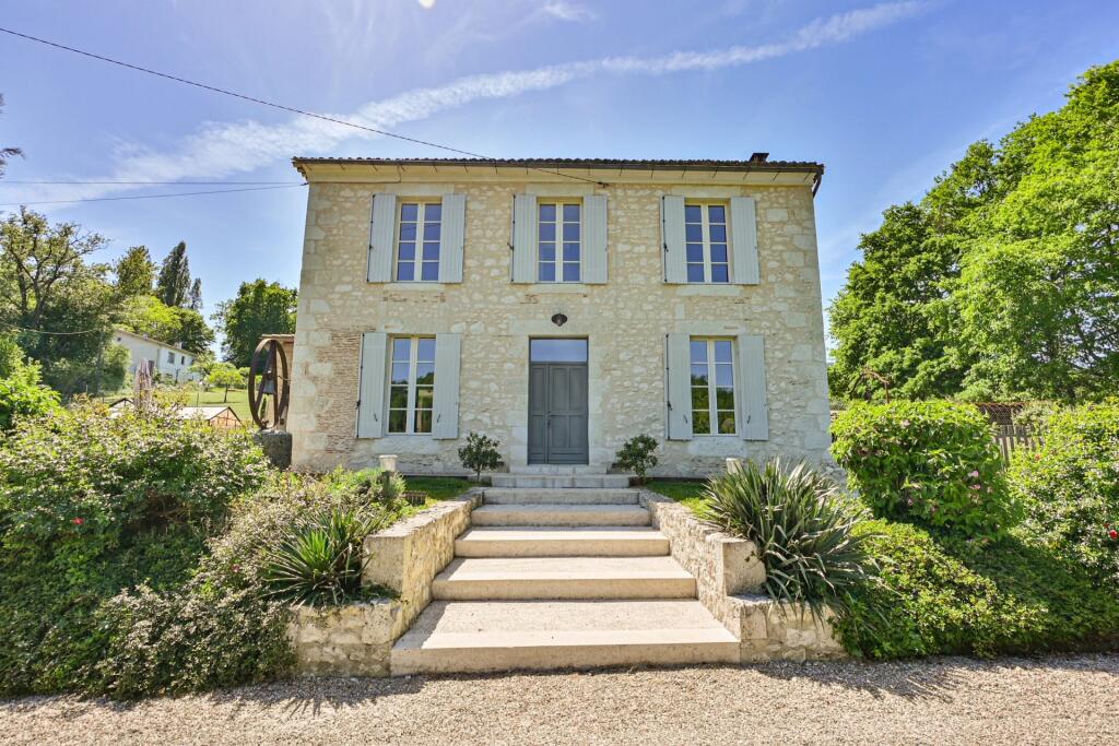 Main image of property: Aquitaine, Gironde, Saint-André-et-Appelles