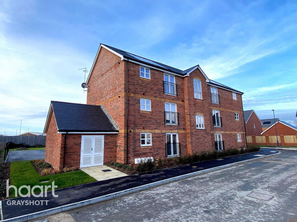 Apartment in Chichester, Selsey - View 2