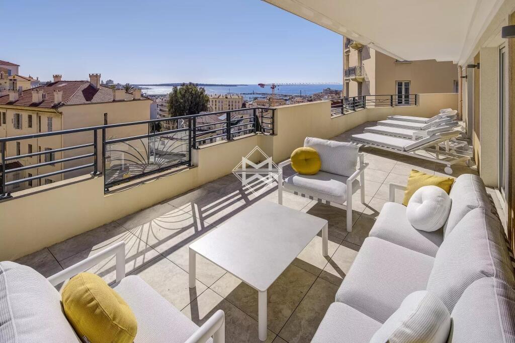 Main image of property: Provence-Alps-Cote d`Azur, Alpes-Maritimes, Cannes