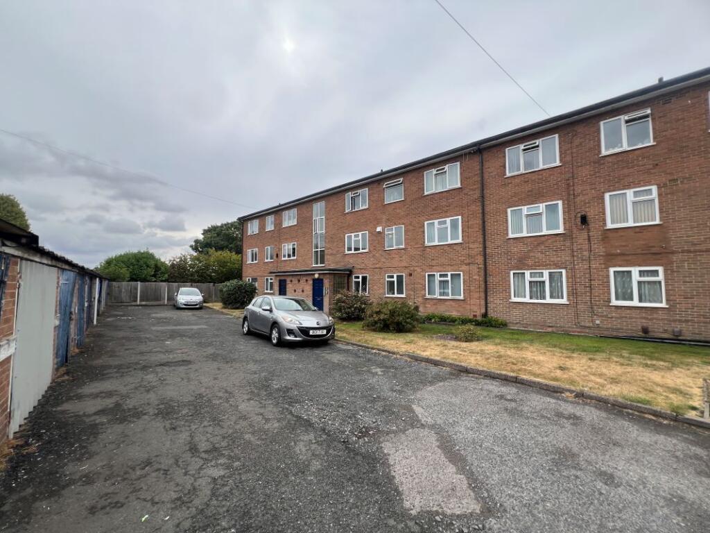 Flat 8 Lilac House, Springhill Close, Walsall, WS4 1QJ photo 2