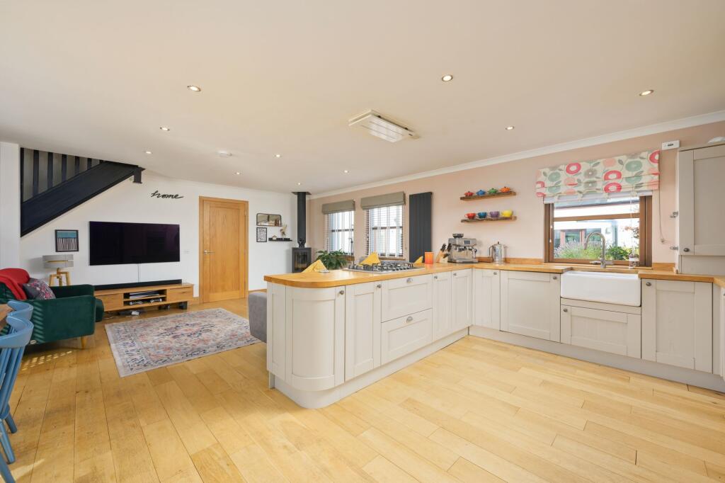 House in Edinburgh - View 5