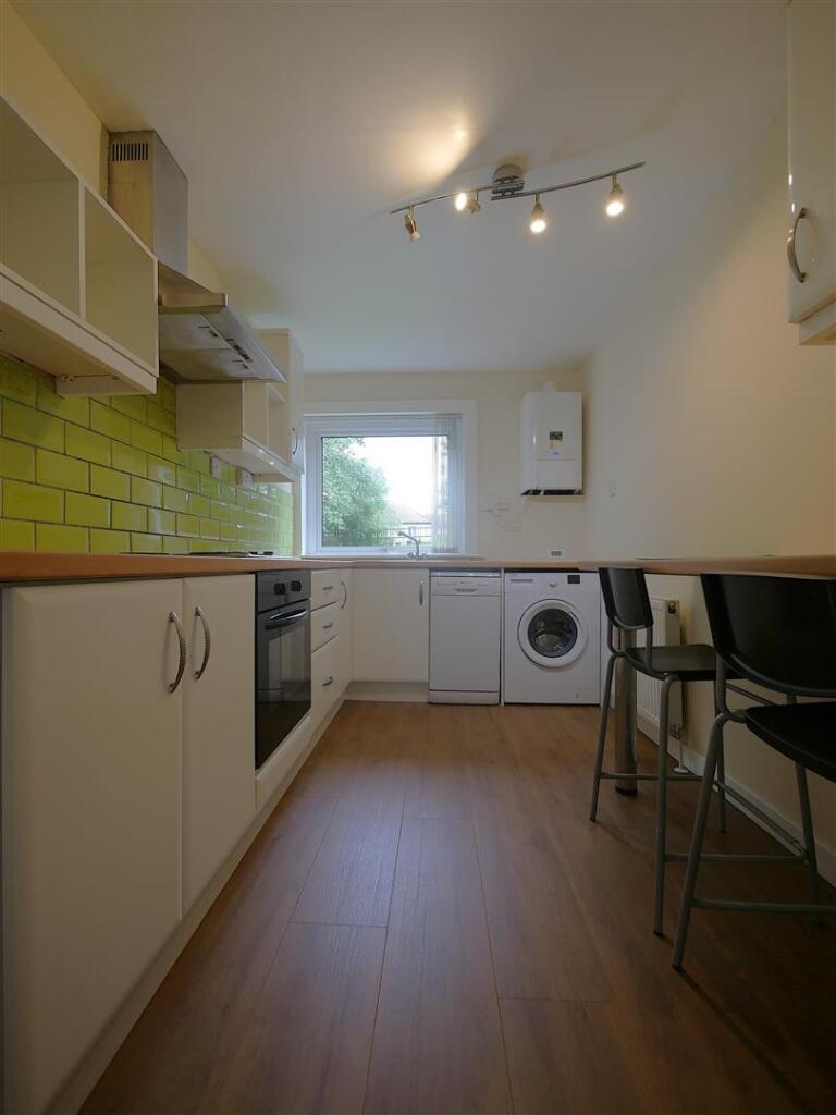 Apartment in Glasgow - View 3