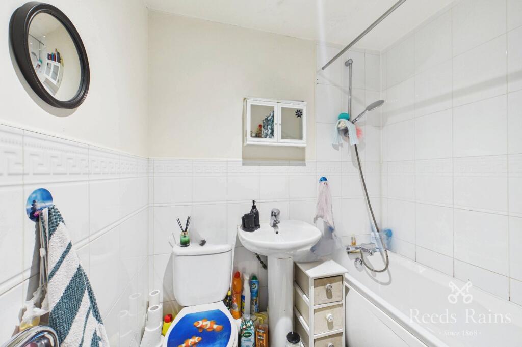 Apartment in Salford, Seedley - View 5