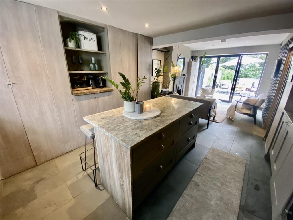 House in Swindon - View 3