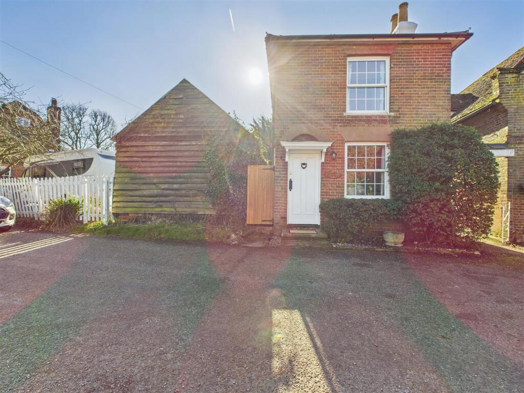 House in Stevenage - View 2