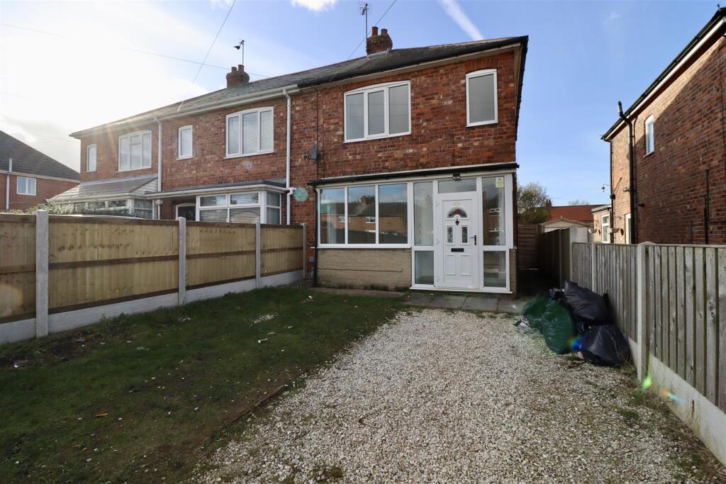 Main image of property: Cliffe Road, Market Weighton, York