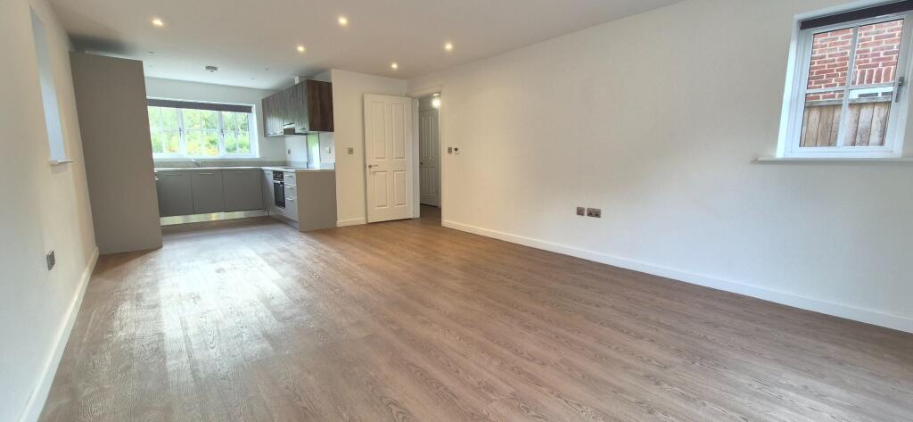House in Rochester - View 5