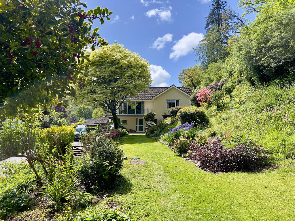3-bed detached on Heronswood, Northmoor Road, Dulverton, Somerset, £650,000