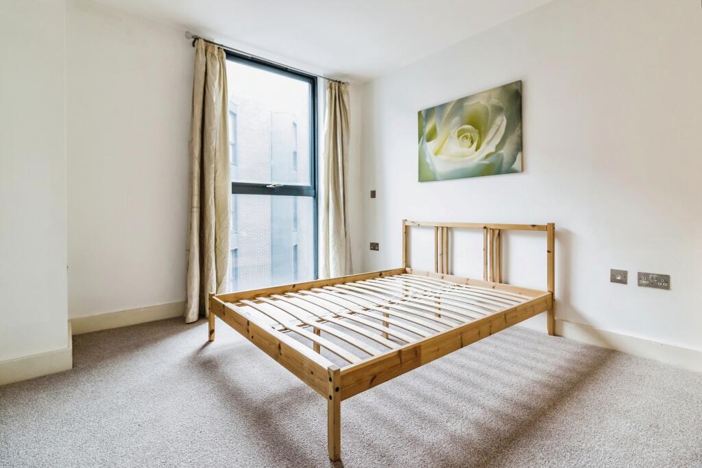 Apartment in Manchester - View 4