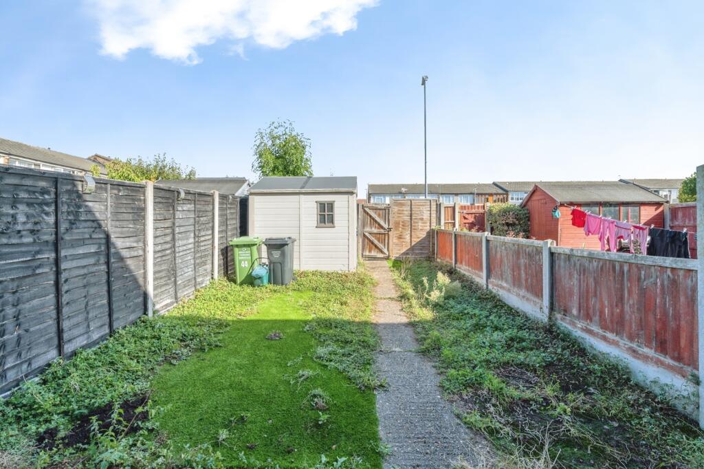 House in Basildon, Essex - More
