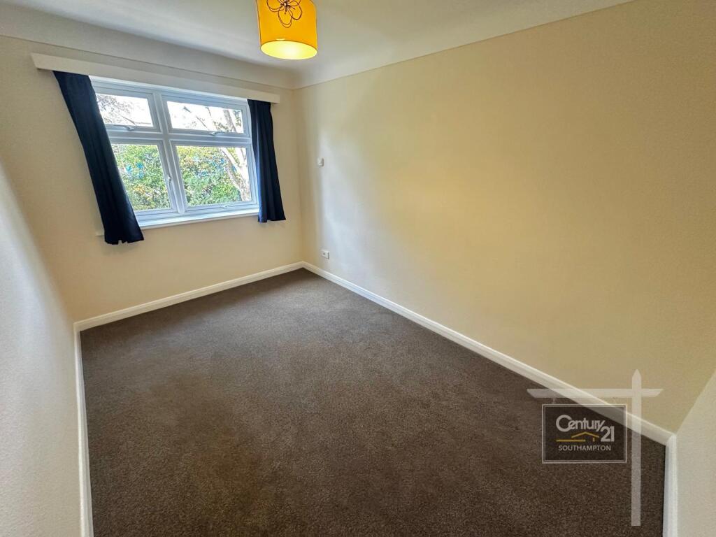 Apartment in Southampton - More