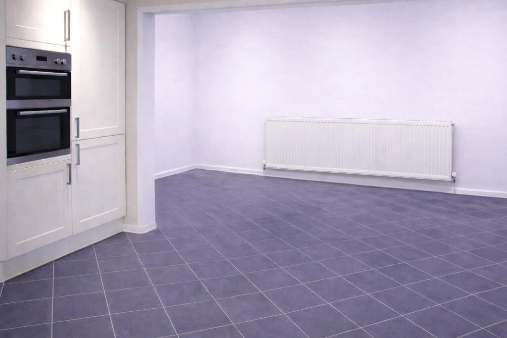 Bell Gardens, Orpington, BR5 photo 4