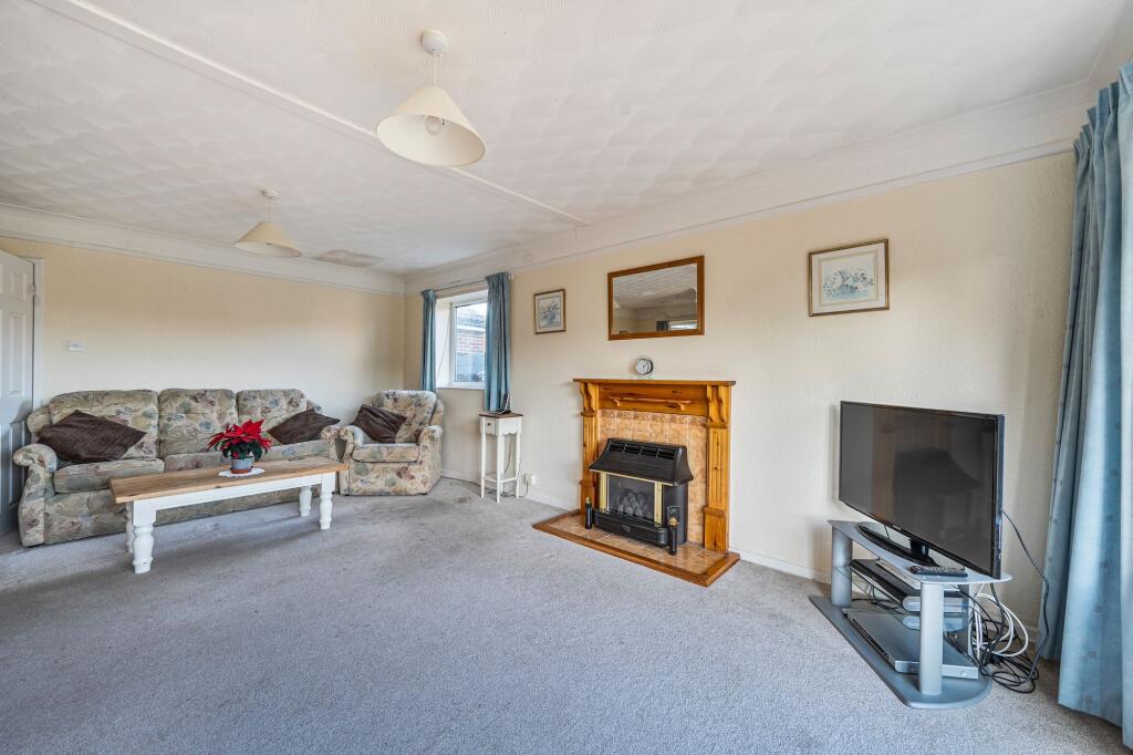 House in Chichester, Midhurst - View 5