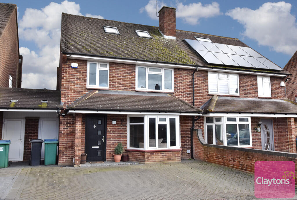 Main image of property: The Gossamers, Garston, Watford,
