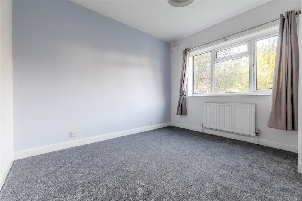 Apartment in Leeds - View 5