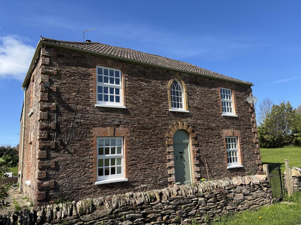 Main image of property: Burlinch Cottage, West Monkton, Taunton, Somerset, TA2