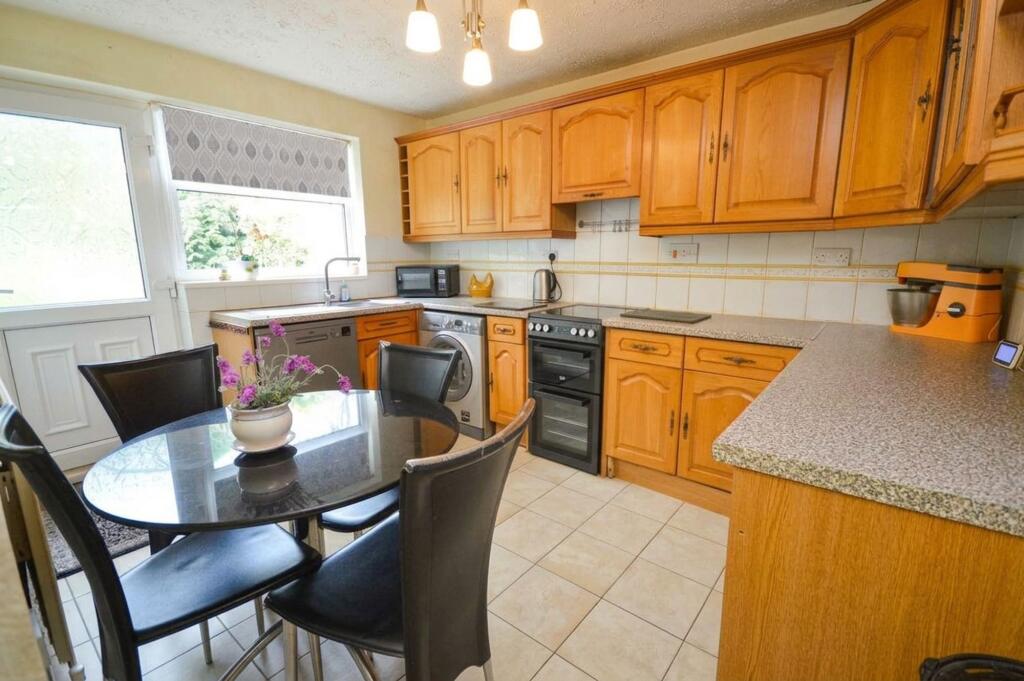 Benton Way, Rotherham, S61 photo 3