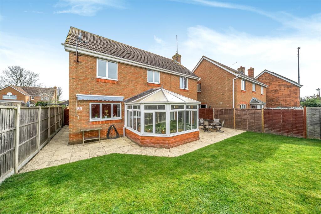 House in Roade, West Northamptonshire - View 4