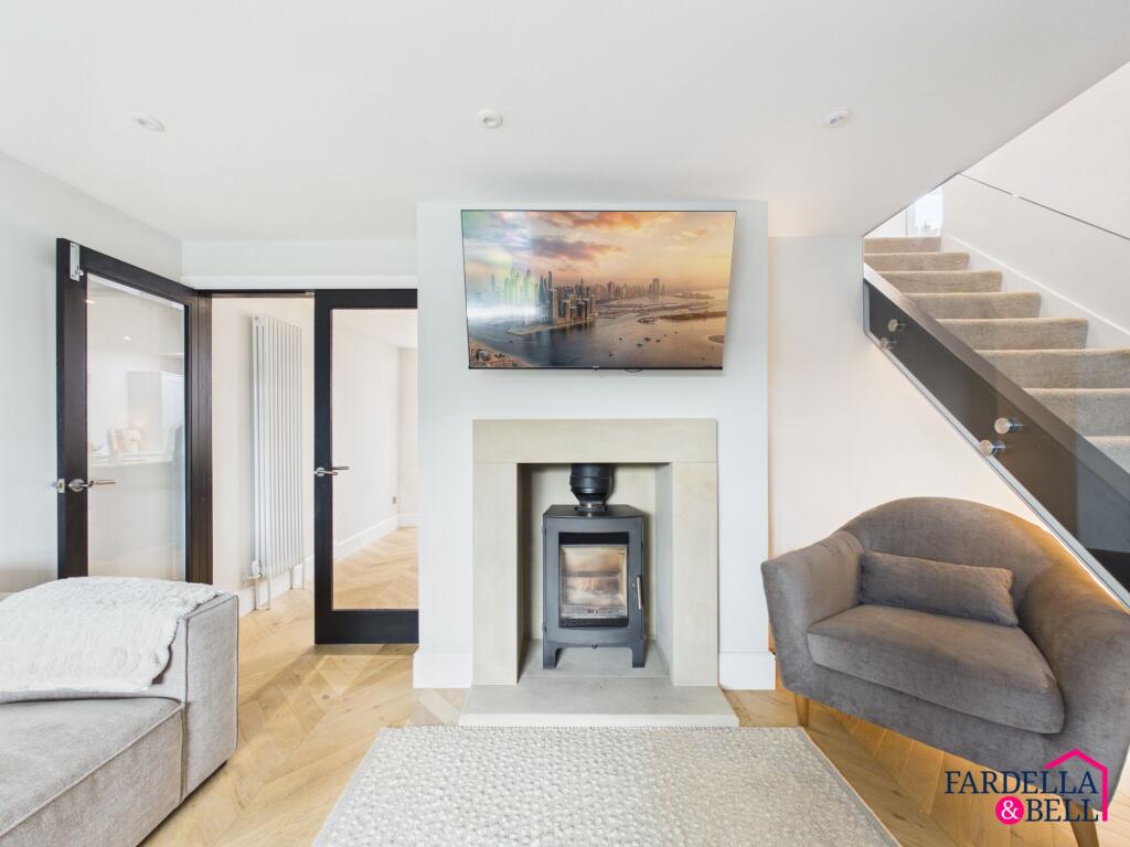 Brantfell Drive, Burnley, BB12 photo 5