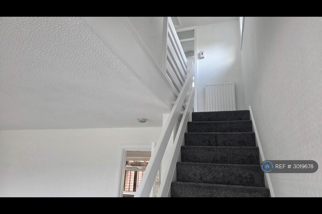House in Kettering, Ise Lodge - More