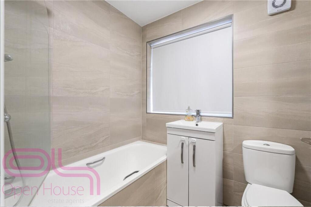 Apartment in London - More
