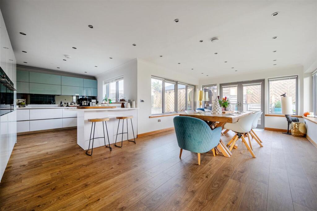 5-bed detached on Julia Drive, Sandwith, CA28, £495,000