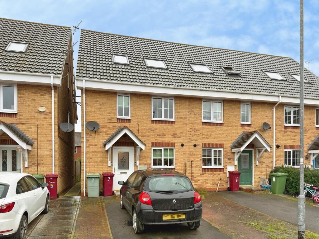 Main image of property: Mallard Way, Brigg, DN20