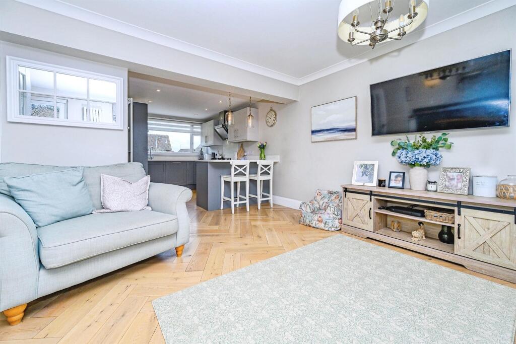 Additional image 2 of Chiltern Road, St. Albans