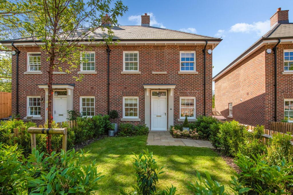 Main image of property: Glasshayes Way, Lyndhurst, SO43