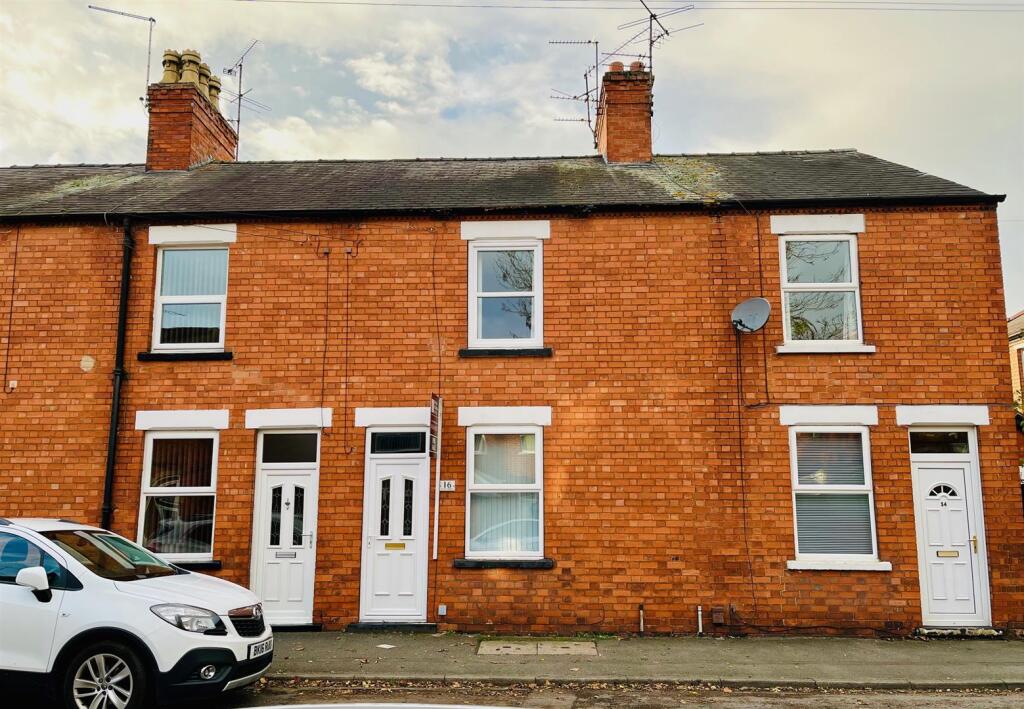 Main image of property: Hatton Gardens, Newark