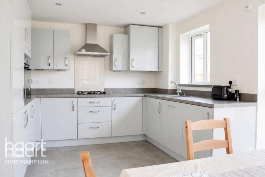 House in Weldon, Priors Hall Park - View 3