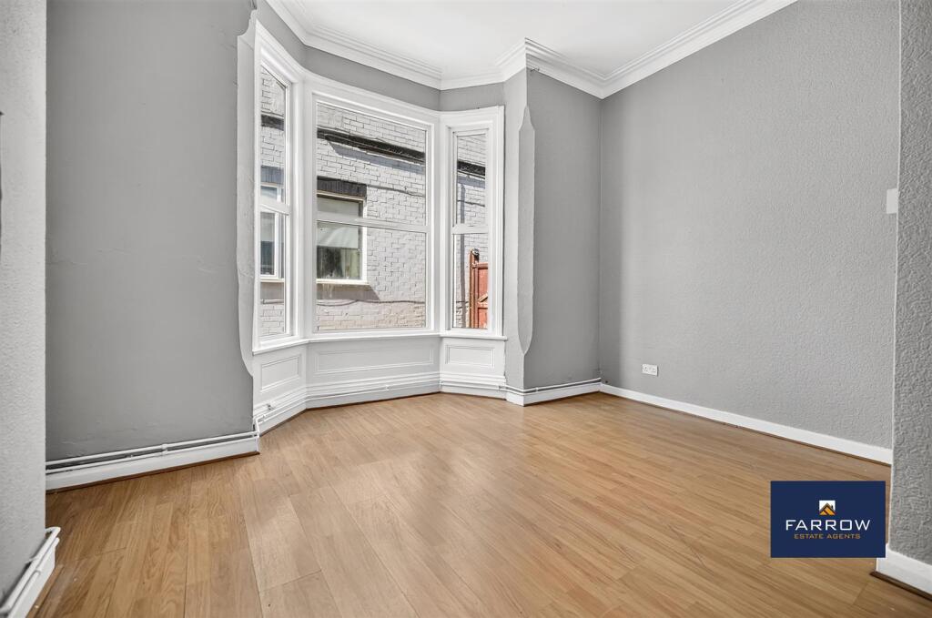 Apartment in Doncaster - View 4