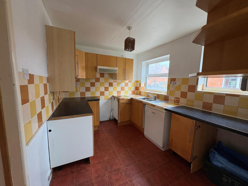 House in Yeovil, Somerset - View 4