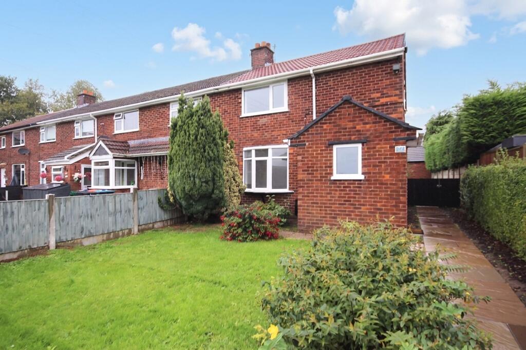 2-bed terraced on Astbury Drive, Barnton, CW8, £170,000