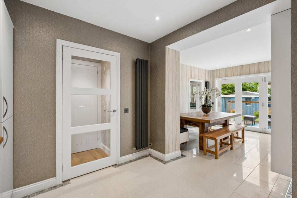 House in Falkirk, Stirling - View 5