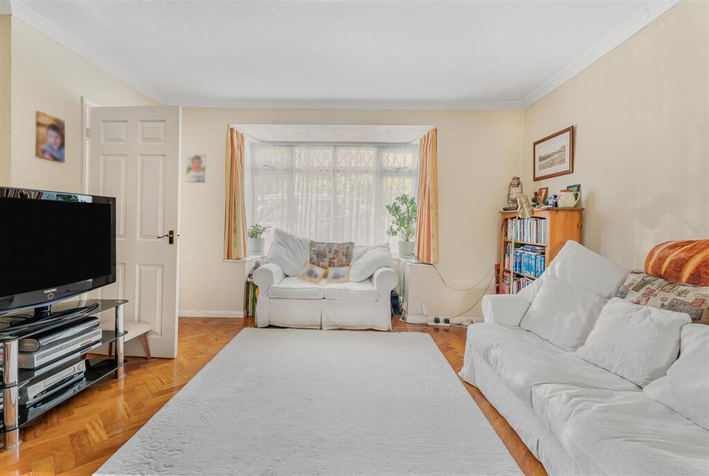 House in Ilford - More
