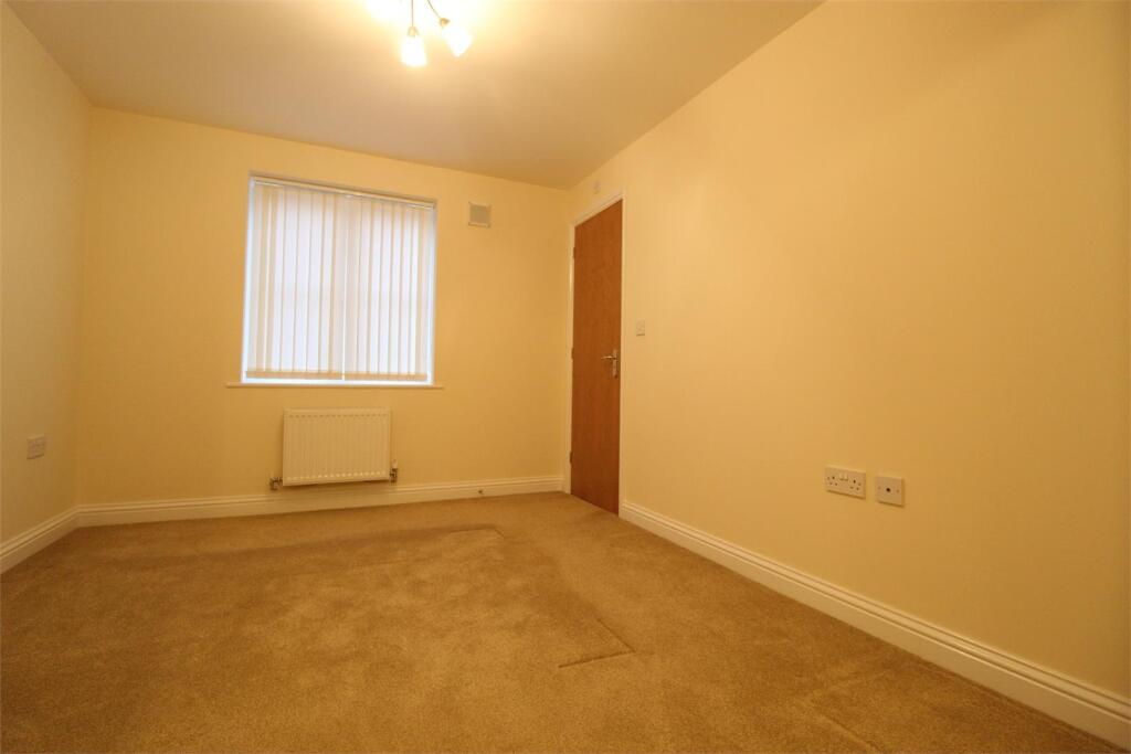 Apartment in Canterbury - View 5