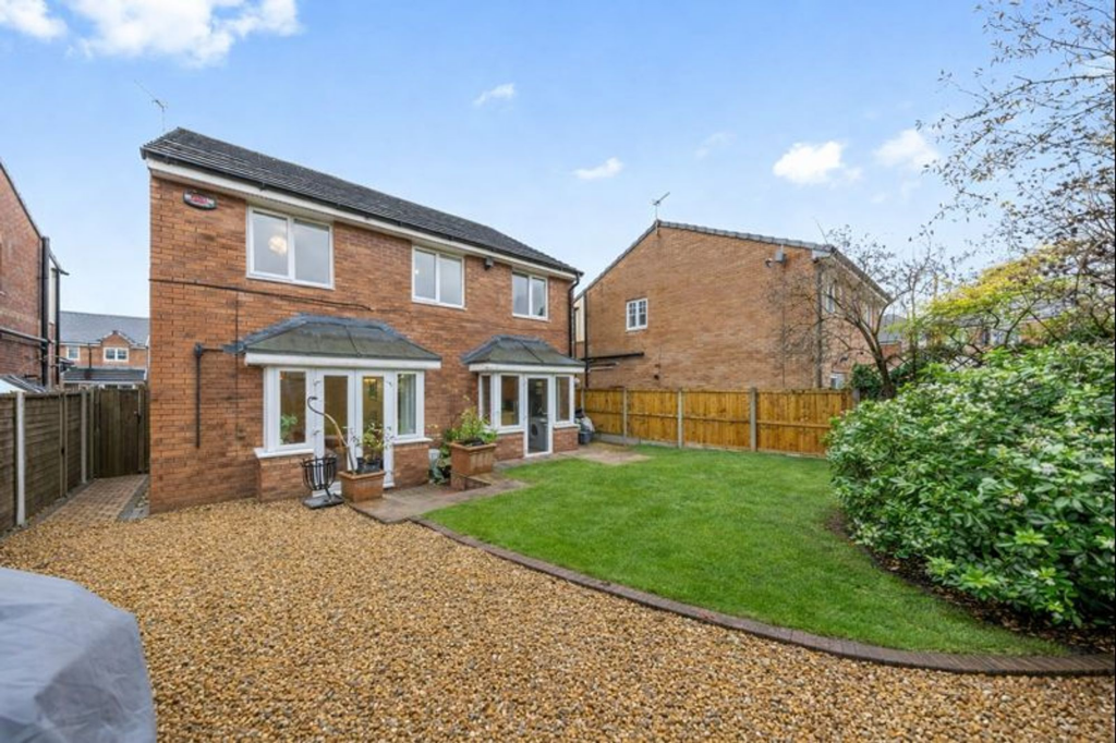 Makerfield Drive, Newton-Le-Willows, WA12 photo 4