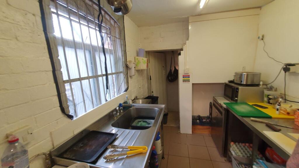 Additional image 7 of 1869 Pershore Road, Cotteridge, Birmingham, Birmingham, B30 3DJ