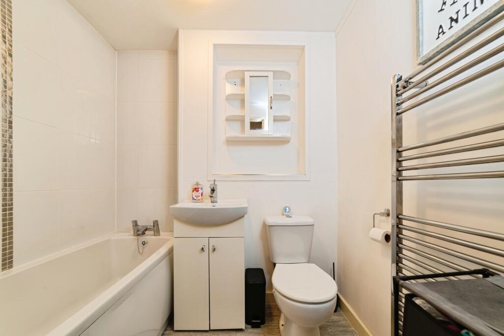 Additional image 10 of Hollies Close, SHEPTON MALLET, Somerset, BA4