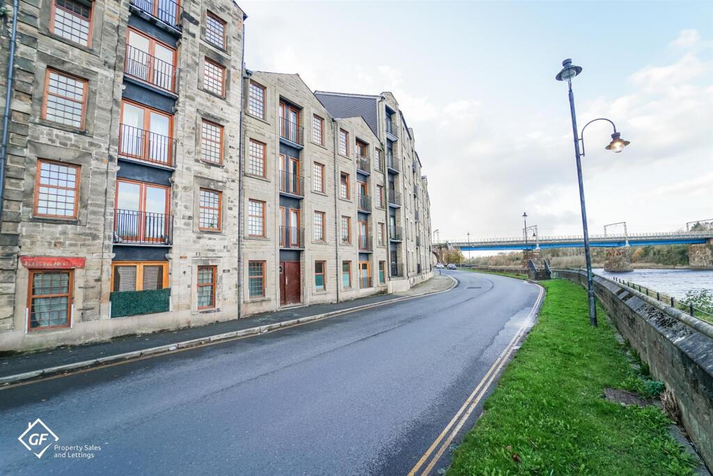 Main image of property: St. Georges Quay, Lancaster