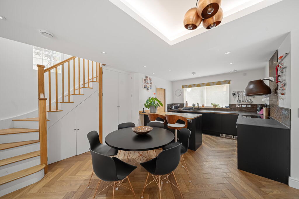 House in London, Royal Borough of Greenwich - View 5