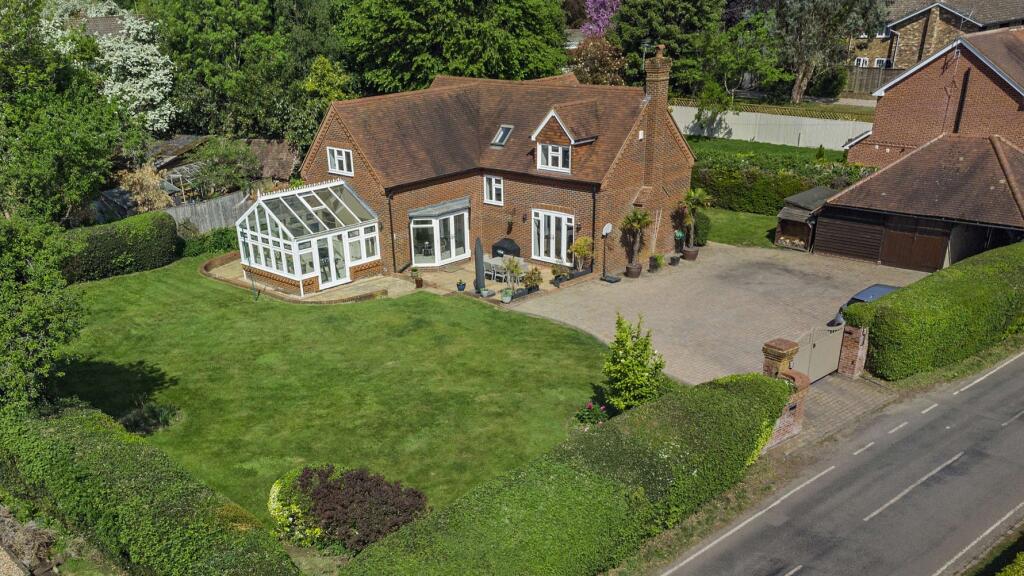Main image of property: Upper Basildon, Reading, Berkshire