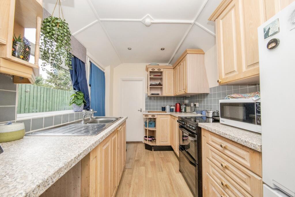 House in Ipswich - View 5