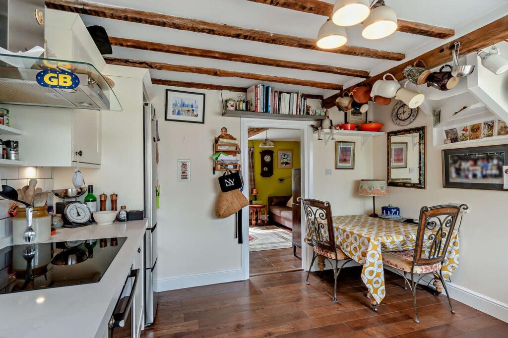 House in Tonbridge - View 4
