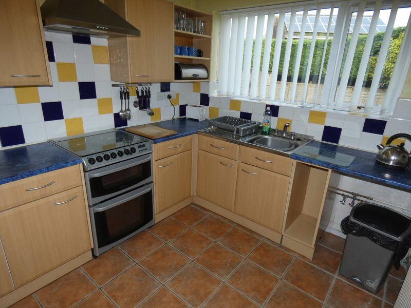 Lilliesfield Avenue, Barnwood, Gloucester photo 3