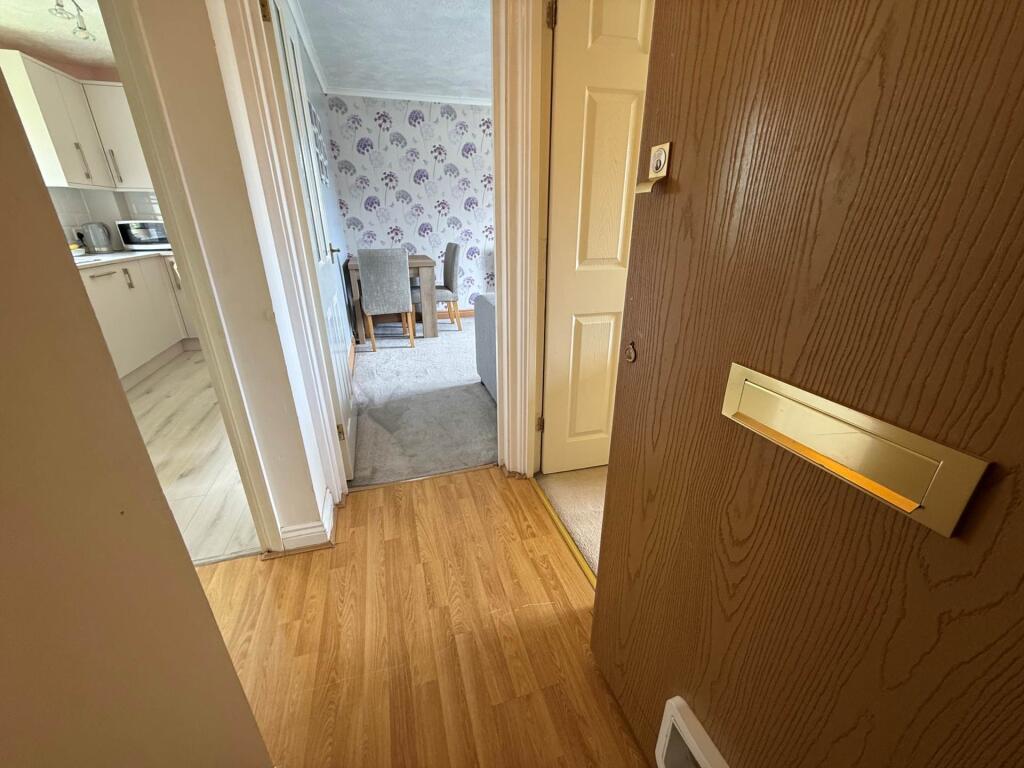 Apartment in Dartford, Kent - View 3